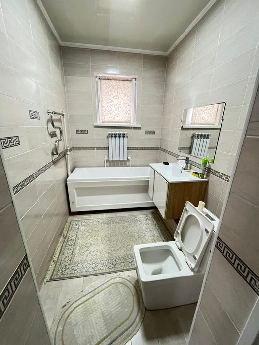 Продам 2 х. Эт. Дом р-н Келешек