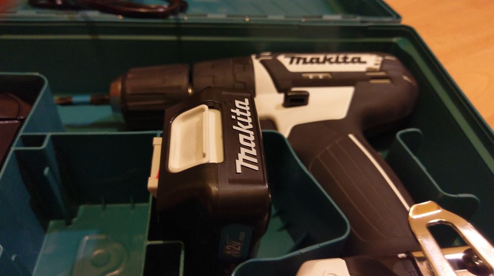 Makita ударен винтоверт