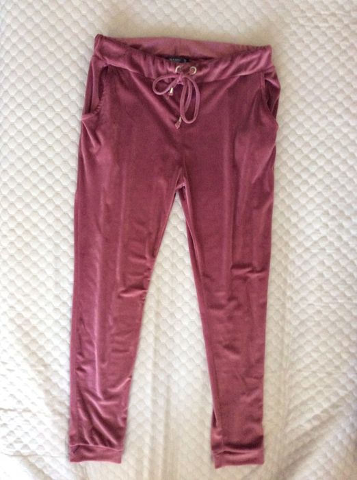 Чисто Нов Дамски Плюшен Анцуг/Сет/Екип/Комплект