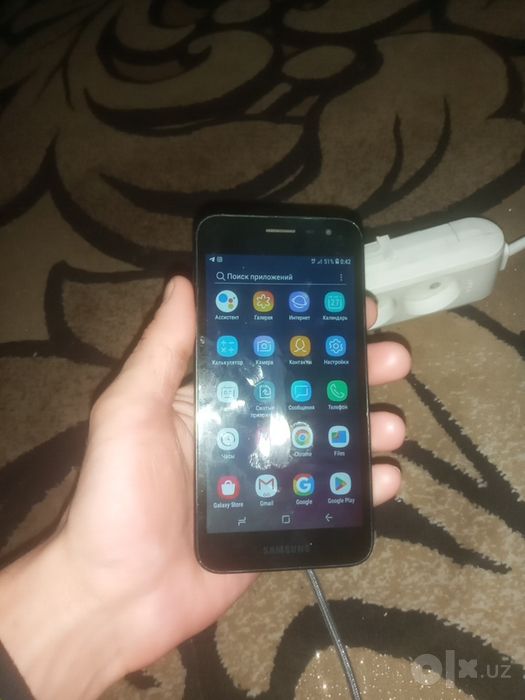 Samsung J2 Core rodnoy holatda, yetkazib berish bor / Telefon sotiladi
