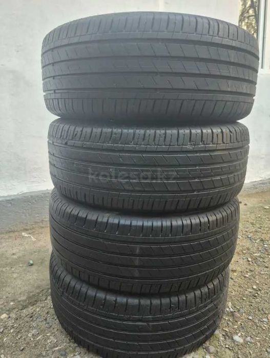 215/55R17 Goodeyar шины