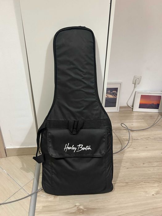 Китара Harley Benton Dullahan – DiMarzio Evolution, отлично състояние