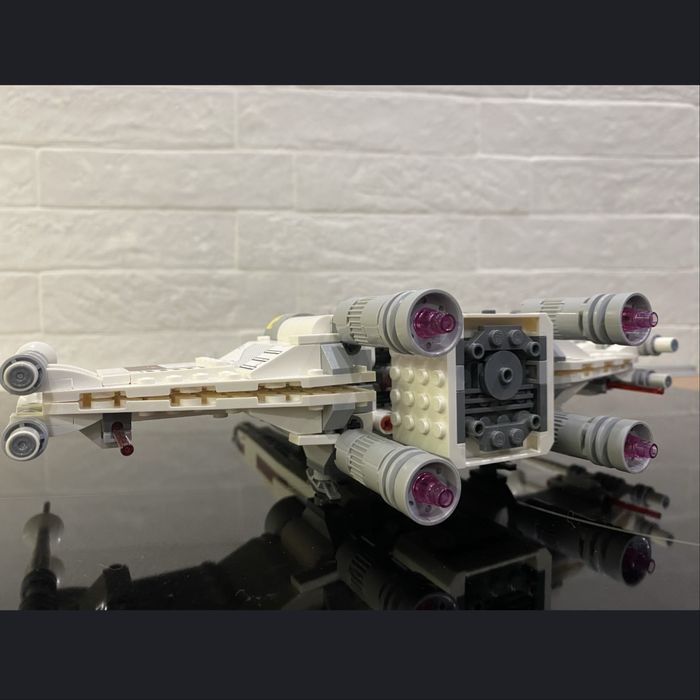 LEGO® StarWars «Истребитель типа Х Люка Скайуокера» (75301)