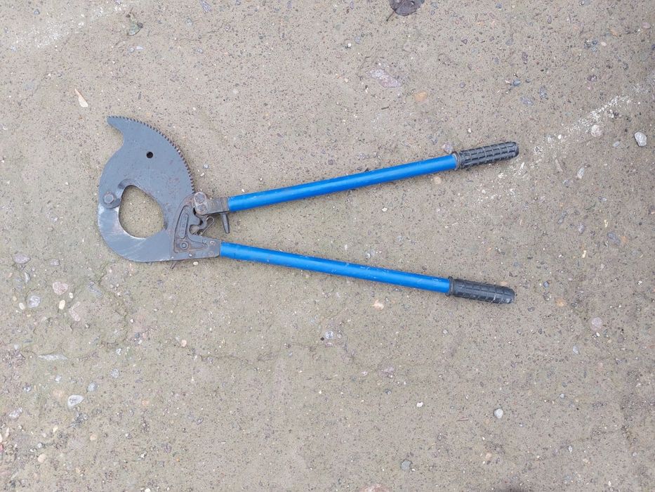 Ножницы для кабель.