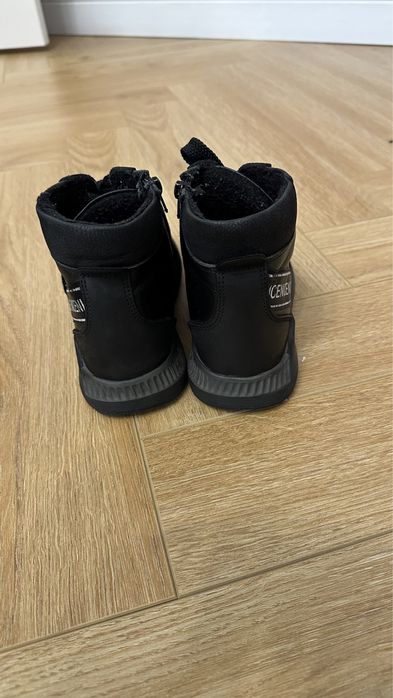 Ботинки на девочку 33 размер