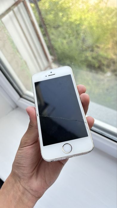 Продам айфон 5s на 64