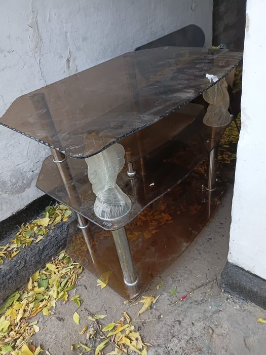 Продам тумбу срочно