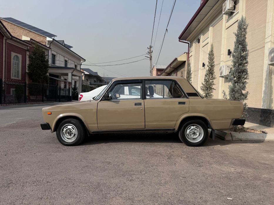 Продается Жигули 2105, мотор 01. Продается с переоформлением