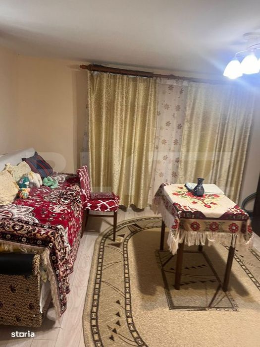 Casa 2 camere, 116 mp, teren 3.548 mp, zona Tataresti