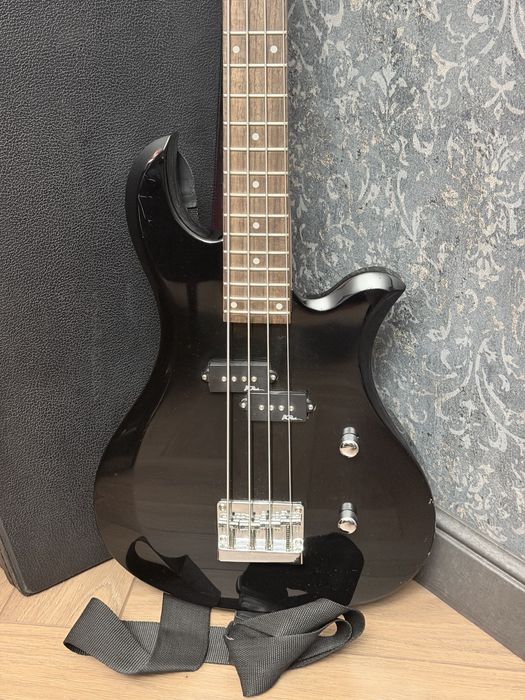 Бас гитара B.C. Rich Eagle One