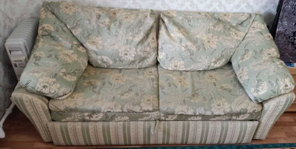 Продам Диван 200х195см