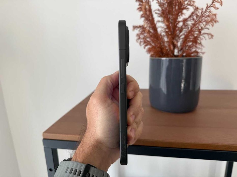 Vând POCO F8 Ultra 16GB/512GB Negru - Impecabil, CA NOU, Pachet Complet