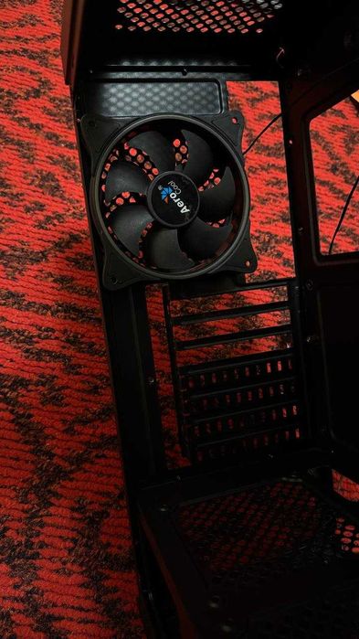 корпус AeroCool Shard