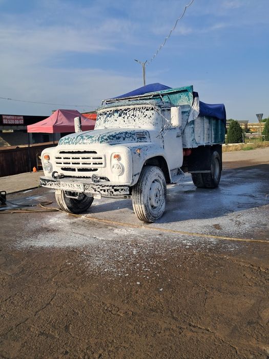 Zil sotlad 1991 yil xolat yaxshi ishlab yurgan moshina