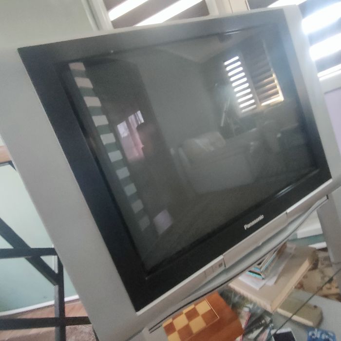 Продается диван, софа, шкаф, телевизор