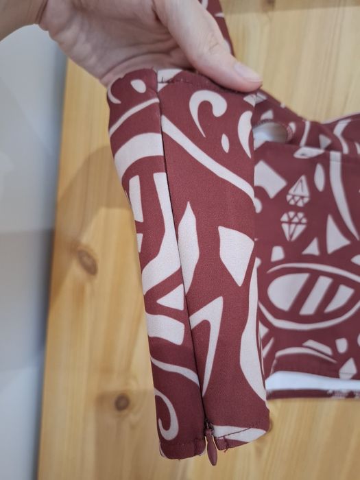 Червен топ NA-KD