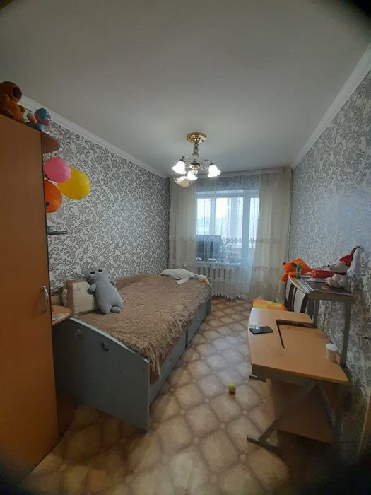 Продам 4х комнатную квартиру