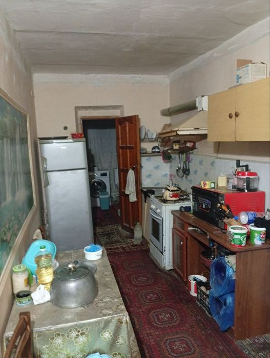1чи микрарайон 2 хонали квартира сотилади