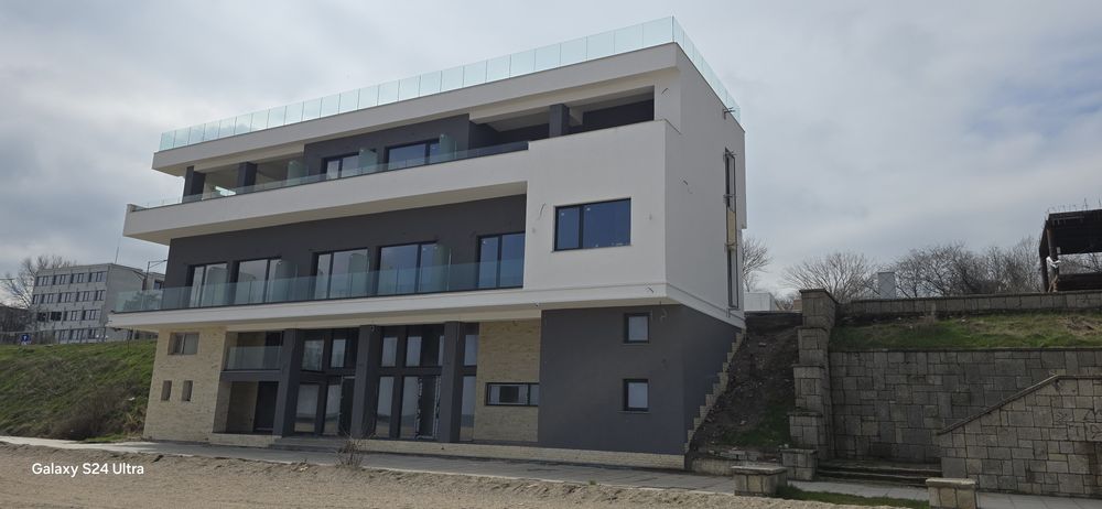 Restaurant și boutique hotel unicat cu vedere frontal la mare