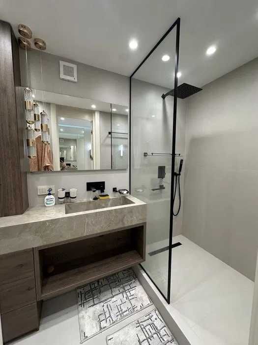 Срочно Сдаю квартира Шкарний ремонт! Новомосковская 2/2/9