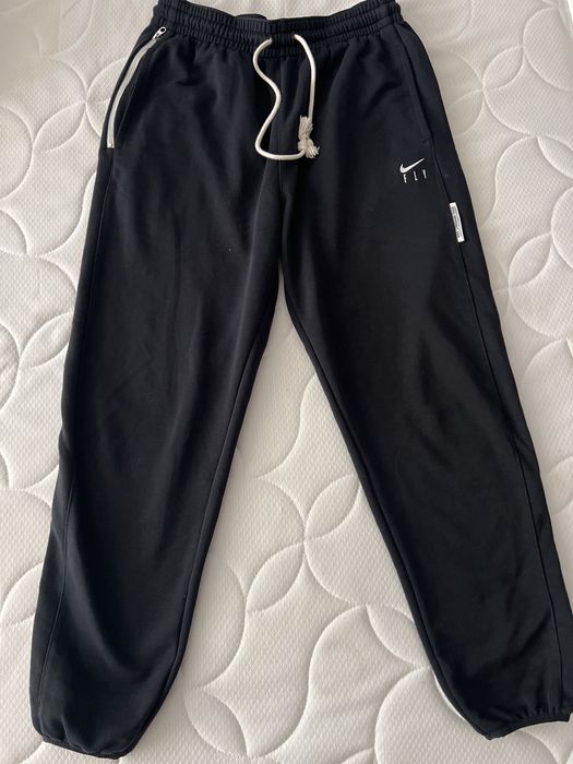 Долнище на Nike