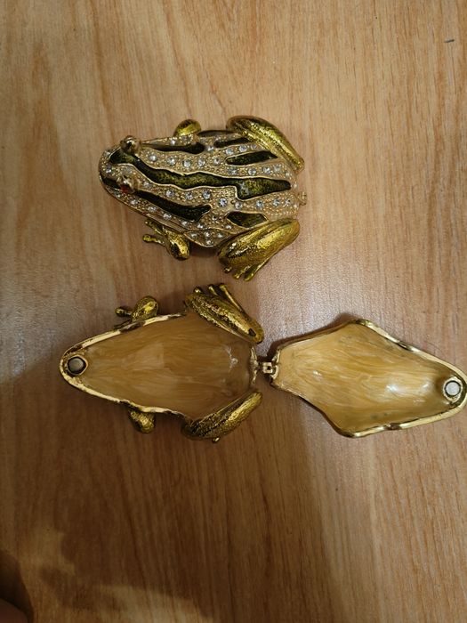 Продам маленькие шкатулки лягушки