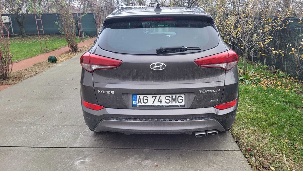 Hyundai Tucson 2.0 crdi,184 cp,4x4,cutie automata, Luxury Pack