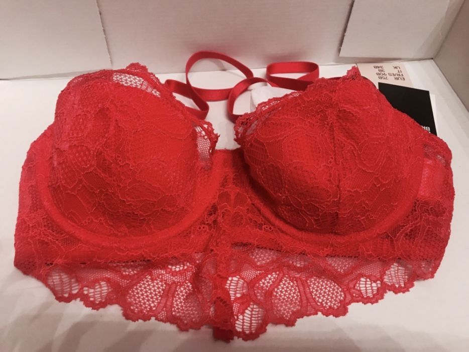 Sutien HM 75 B nou impecabil