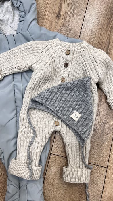 Продам весенний комбинезон