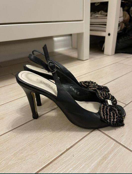 женские туфли, босоножки, ботинки