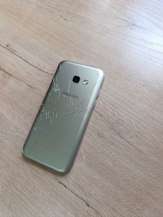 Samsung Galaxy A3 2017