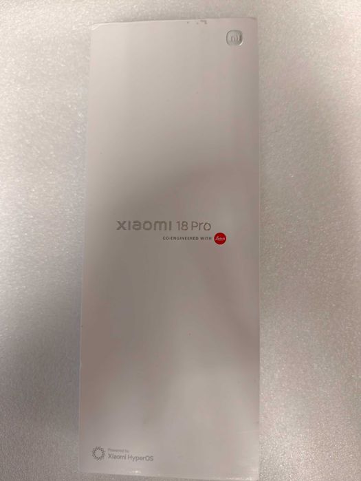 Чисто нов Xiaomi 18  PRO  12/256GB ЧЕРЕН