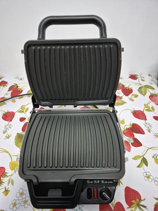 Grătar electric Tefal Ultra Compact 600 Comfort GC306012, 2000W