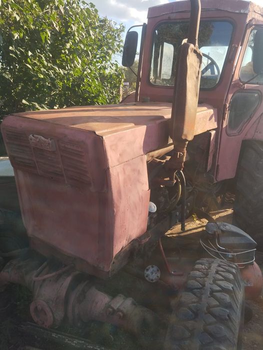 Продам трактор на ходу