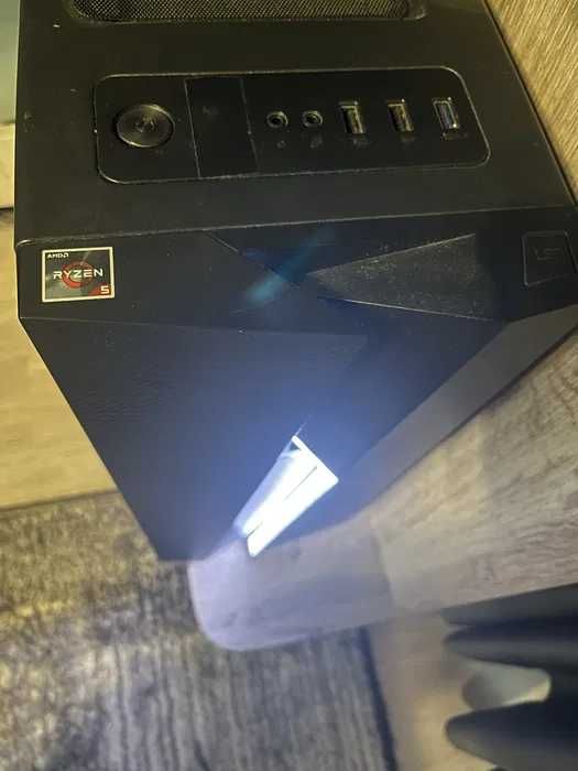 Компютър Ryzen 5, RX 5500