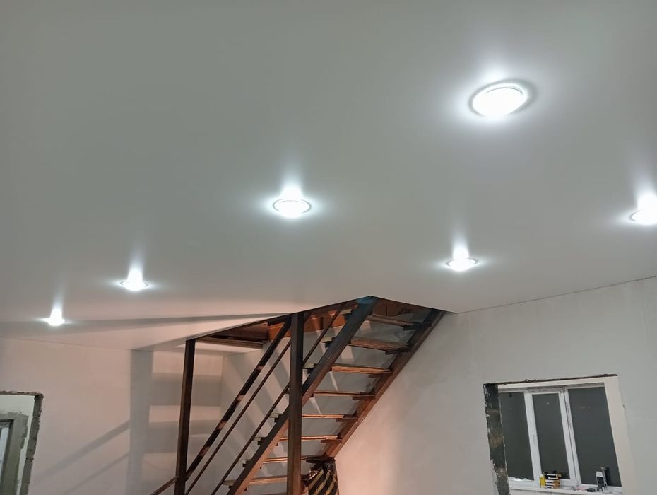 Натяжные потолки