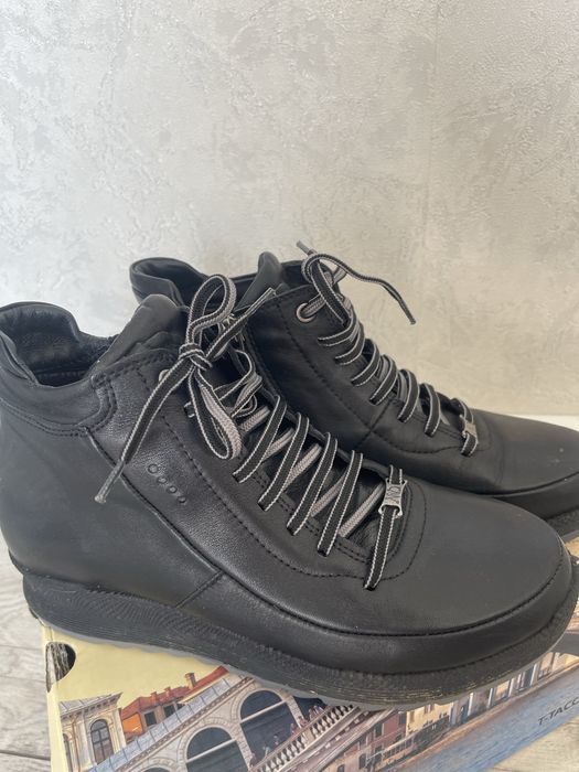 Продам женс обувь