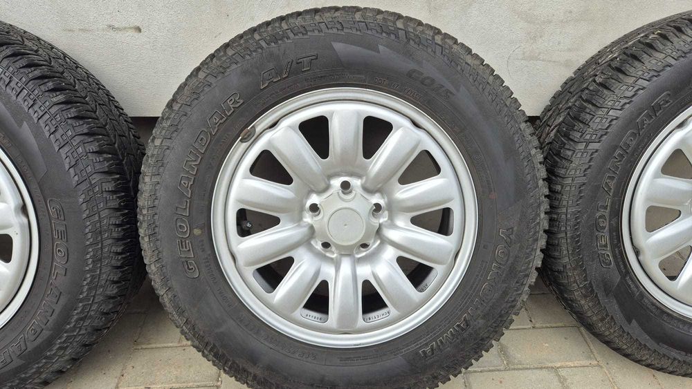 Vand 4 roti Alkar Hibrydad 5x114,3 pentru Duster, echipate cu anvelope Yokohama Geolandar