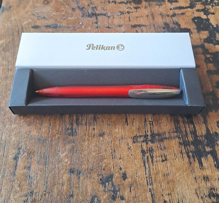химикалка Pelikan Пеликан с метален клип рядък модел Германия