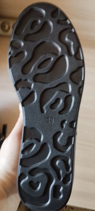 Продаётся летние туфли