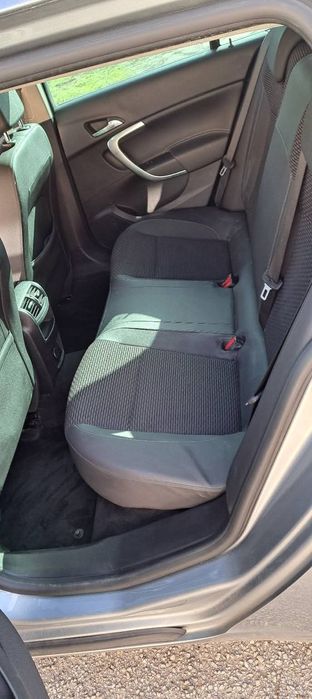 Опел Инсигния на части,може и цяла,