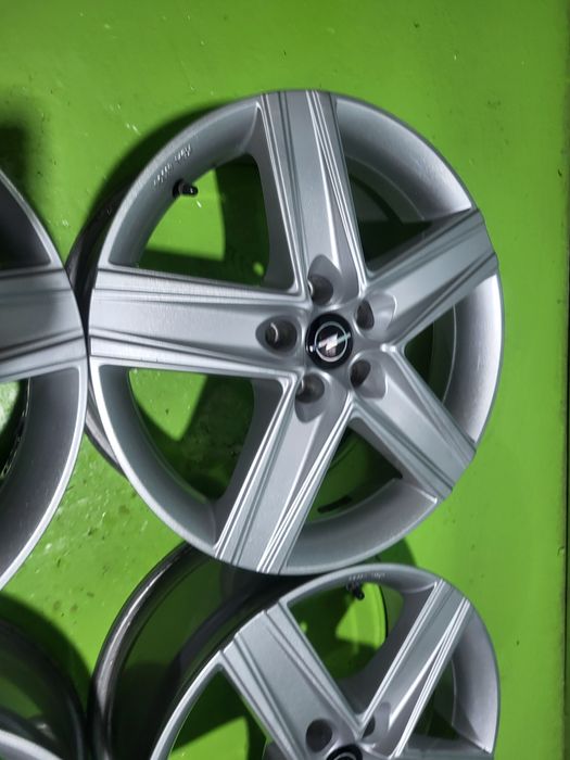 17 5x105 Opel лети джанти 5х105 опел