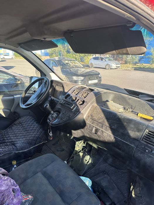 Mercedes benz vito