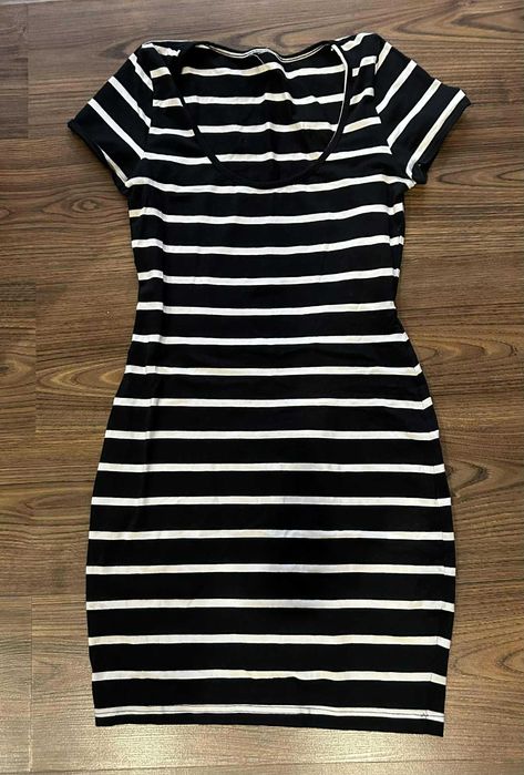 Дамски рокли на добри цени