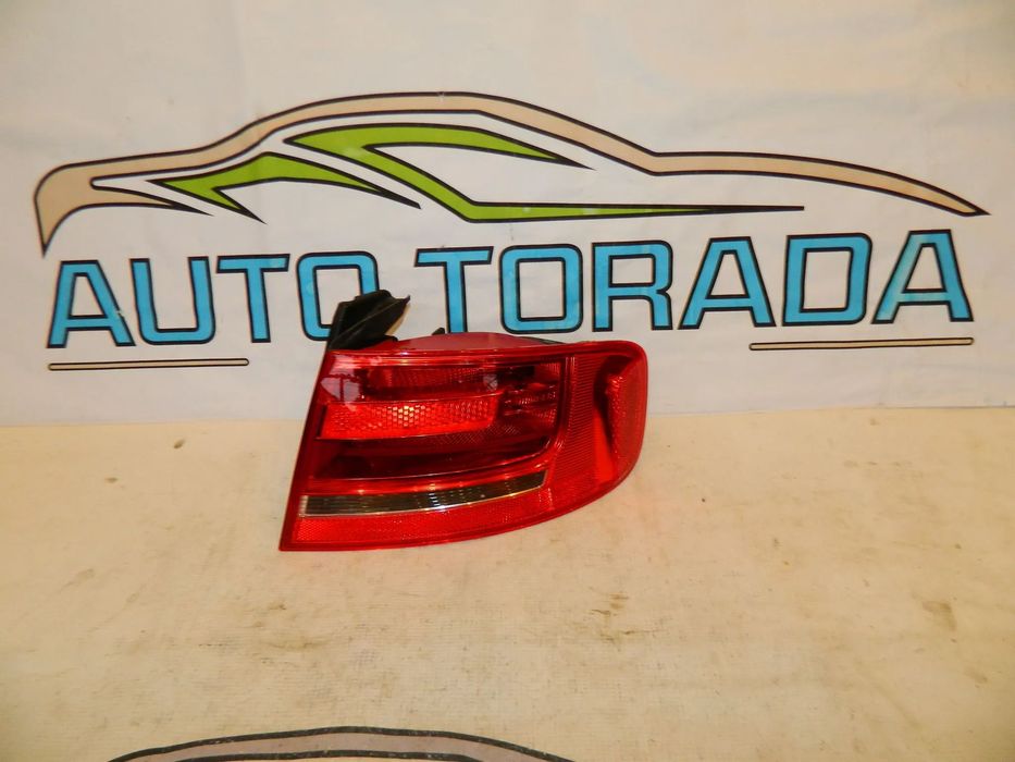 Stop dreapta Audi A4 B8 Sedan model 2008-2011