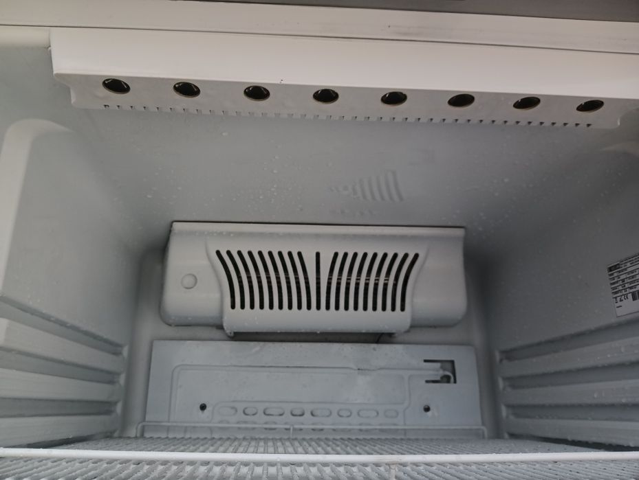 XXL огромна вертикална плюсова хладилна витрина 70 см широка  с 12 месеца гаранция!