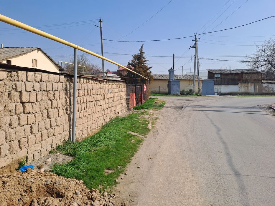 Кибрайский р-н!Про-ся 3-соток евродом каробка 6-комнат