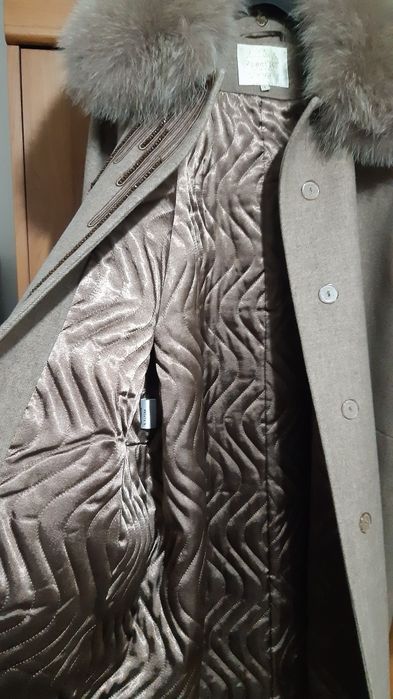 Женское демисезоное пальто