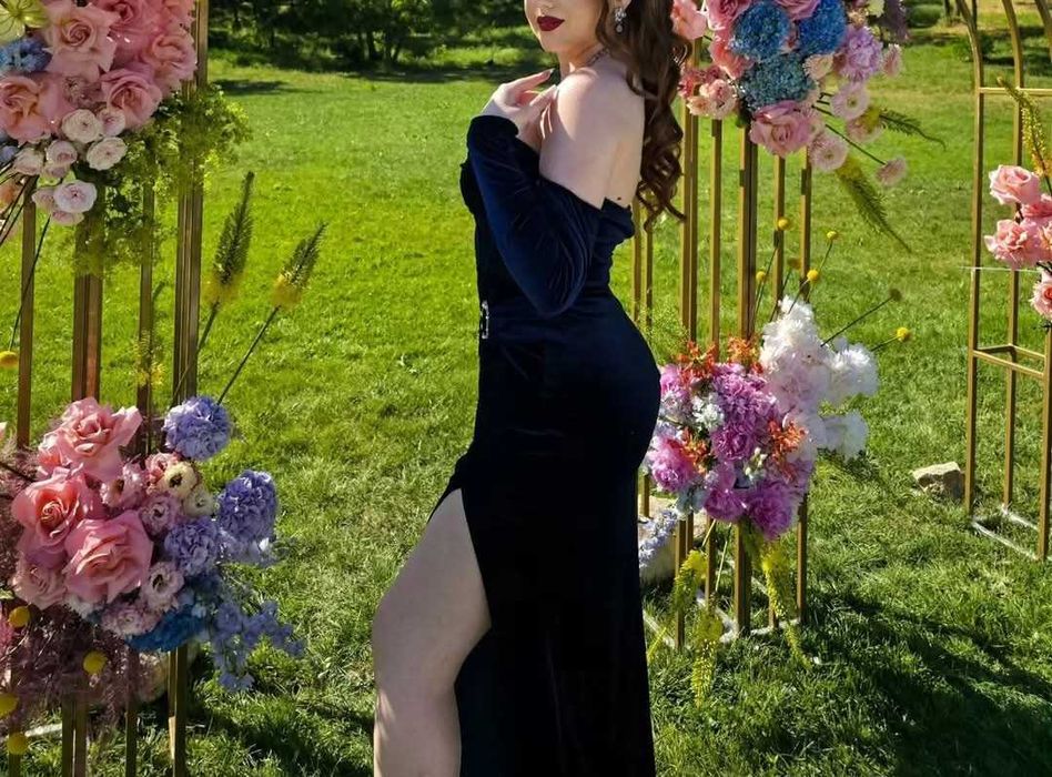 Rochie albastra din catifea