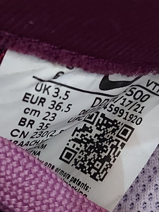 Дамски маратонки NIKE REACT. Номер 36.5